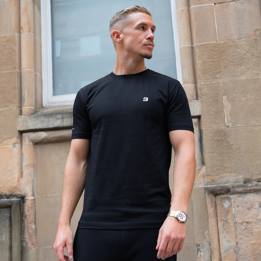 Signature T-Shirt - Black